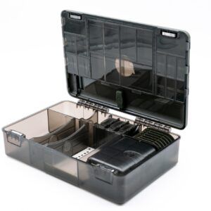 Korda Caja Tackle Box Collection es la solución definitiva para tener todo tu equipo perfectamente clasificado y siempre a mano almacenamiento versátil.