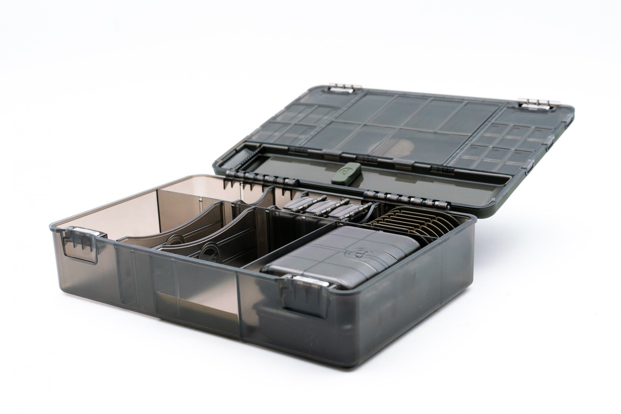 Korda Caja Tackle Box Collection es la solución definitiva para tener todo tu equipo perfectamente clasificado y siempre a mano almacenamiento versátil.