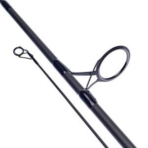 Daiwa Caña Crosscast Carp 12ft para pescadores de carpa que valoran la combinación única de ligereza, potencia y sensibilidad.