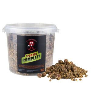 Dudi Baits Spod Mix Complete Combina boilies duros y solubles,junto a una potente base de groundbait, pellets, semillas trituradas y betaína.