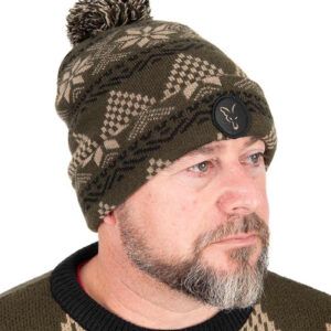 Gorro Fox Festive Bobble Demuestra tu pasión por la pesca en invierno y la pesca tus jornadas de Navidad… todo en un solo gorro.