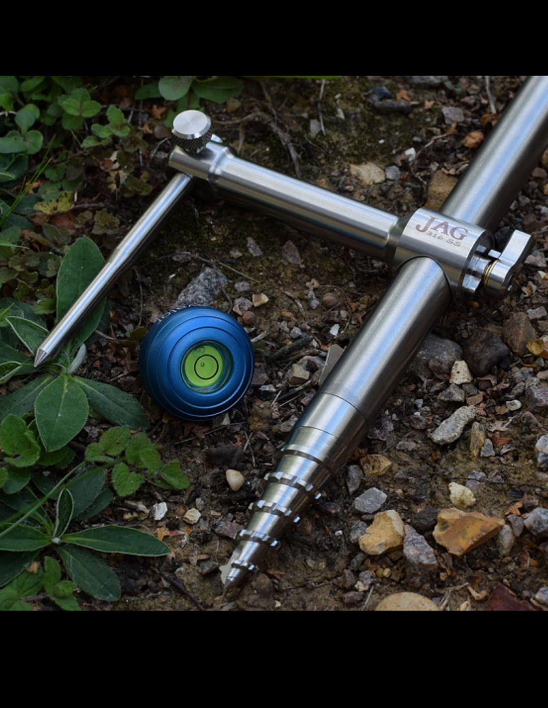 JAG Estabilizador Bankstick 316 diseñado para ofrecer máxima estabilidad y firmeza a tus picas de pesca de carpfishing, incluso en terrenos difíciles.