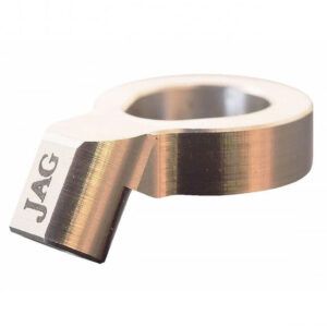 JAG Soporte Para Tensor Acero es la pieza perfecta para pescadores de carpfishing que buscan mantener la máxima precisión y estilo en su montaje..