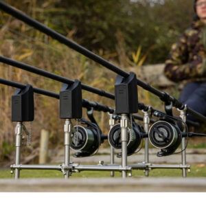 JAG Tripode Kit Acero RP2  No hay necesidad de colocar buzzbars, ni sujecciones traseros al comienzo de cada sesión de carpfishing.