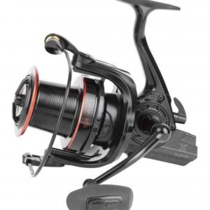 Sonik Carrete SK-47 Carbon 10000 es un carrete de última generación que redefine el concepto de ligereza y rendimiento en largas distancias.