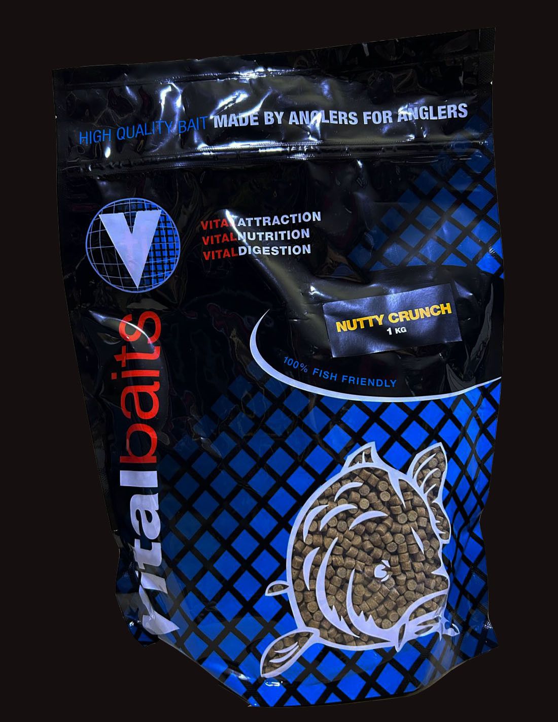 Sin harina de pescado, pero con toda la atracción Vitalbaits Pellets Nutty Crunch 4mm es el pellet dulce, cremoso y funcional que rinde durante todo el año.