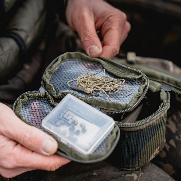 Nash Subterfuge Tackle Pouch Medium - Imagen 3