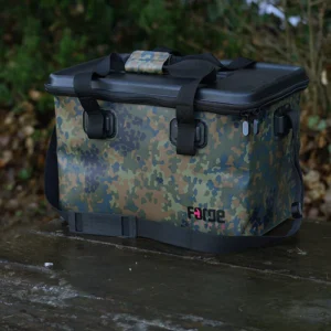Forge Tackle Bolsa EVA Camo 38Ltr -XL Su diseño en camuflaje FTR le da un aspecto exclusivo y atractivo, asegurando que tu equipo no solo sea funcional.