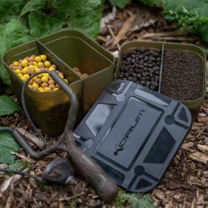 Korum Divided Bait Tubs 2 Pt/1.10l