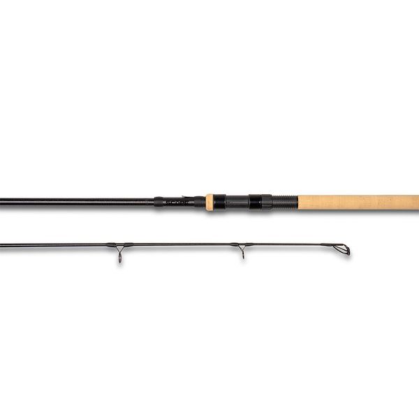 Nash Caña Scope Cork 9ft 3.25lb es una caña de carpfishing de alto rendimiento que ofrece una combinación ideal de potencia, sensibilidad y portabilidad.