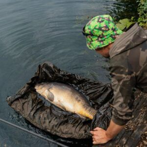Nash Moqueta Scope Ops Autoinflable es la colchoneta definitiva de carpfishing para los pescadores que practican captura y suelta con responsabilidad.