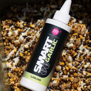 Mainline Smart Liquid Garlic se trata de una fórmula altamente avanzada diseñada específicamente para estimular la alimentación de las carpas.
