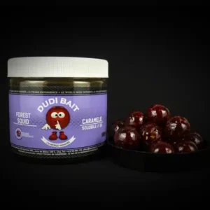 Dudi Bait Forest Squid Caramele Soluble están diseñadas para ofrecer una respuesta inmediata en el agua, liberando aromas, sabores y partículas atractivas.
