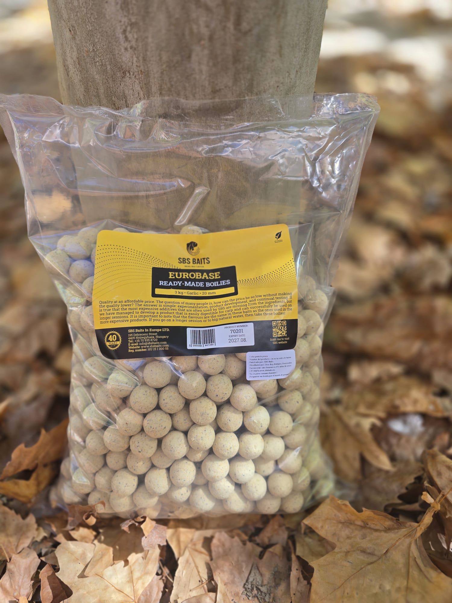 SBS EuroBase Ready-Made Boilies Garlic Soluble 20mm 3kg - Imagen 2