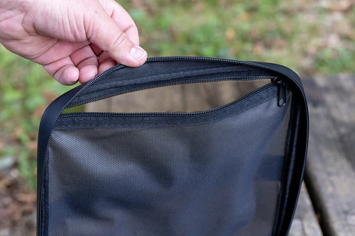 Forge Tackle EVA System Pouch – M es un accesorio práctico y resistente, diseñado para organizar y proteger tu equipo de pesca de forma eficiente.