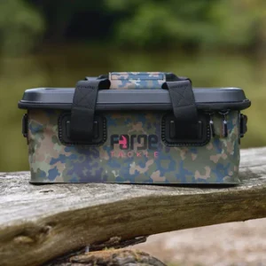 La Forge Tackle Eva Ftr Camo Bag Low Profile-L está diseñada para aprovechar al máximo el espacio disponible, convirtiéndose en la solución ideal