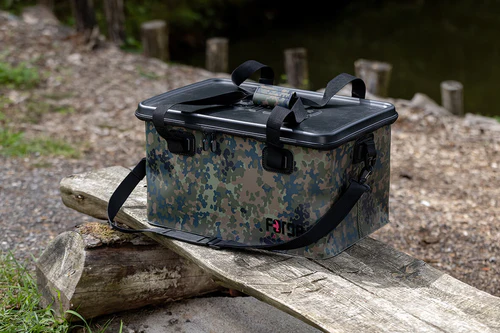 La Forge Tackle Eva FTR Camo Carryall-XXL es perfecta para pescadores que buscan versatilidad, durabilidad y protección total del equipo.