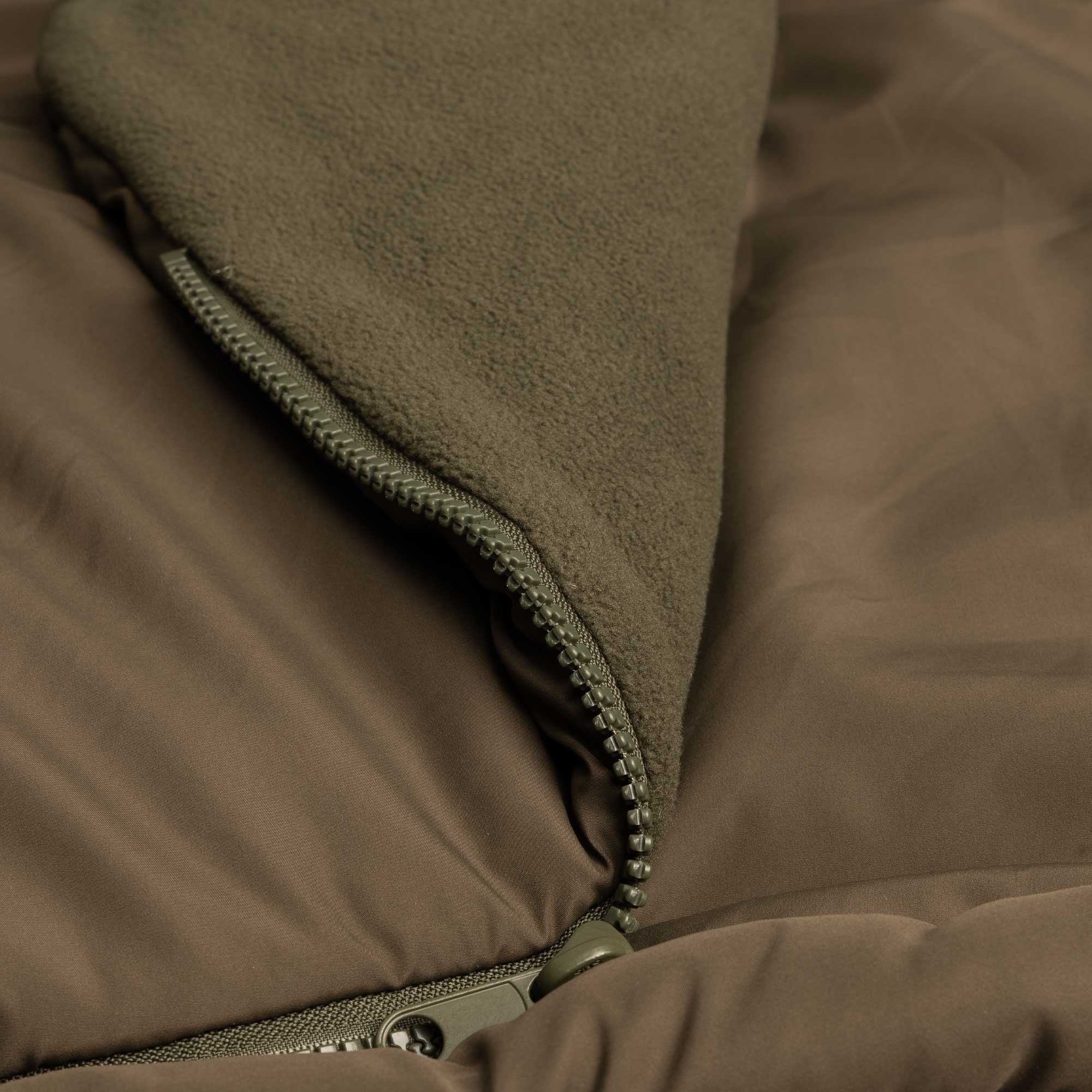 El Trakker Levelite Oval MF-HDR Wide Bedchair + Saco comodidad, resistencia y funcionalidad en un solo producto, preparado para rendir durante todo el año.