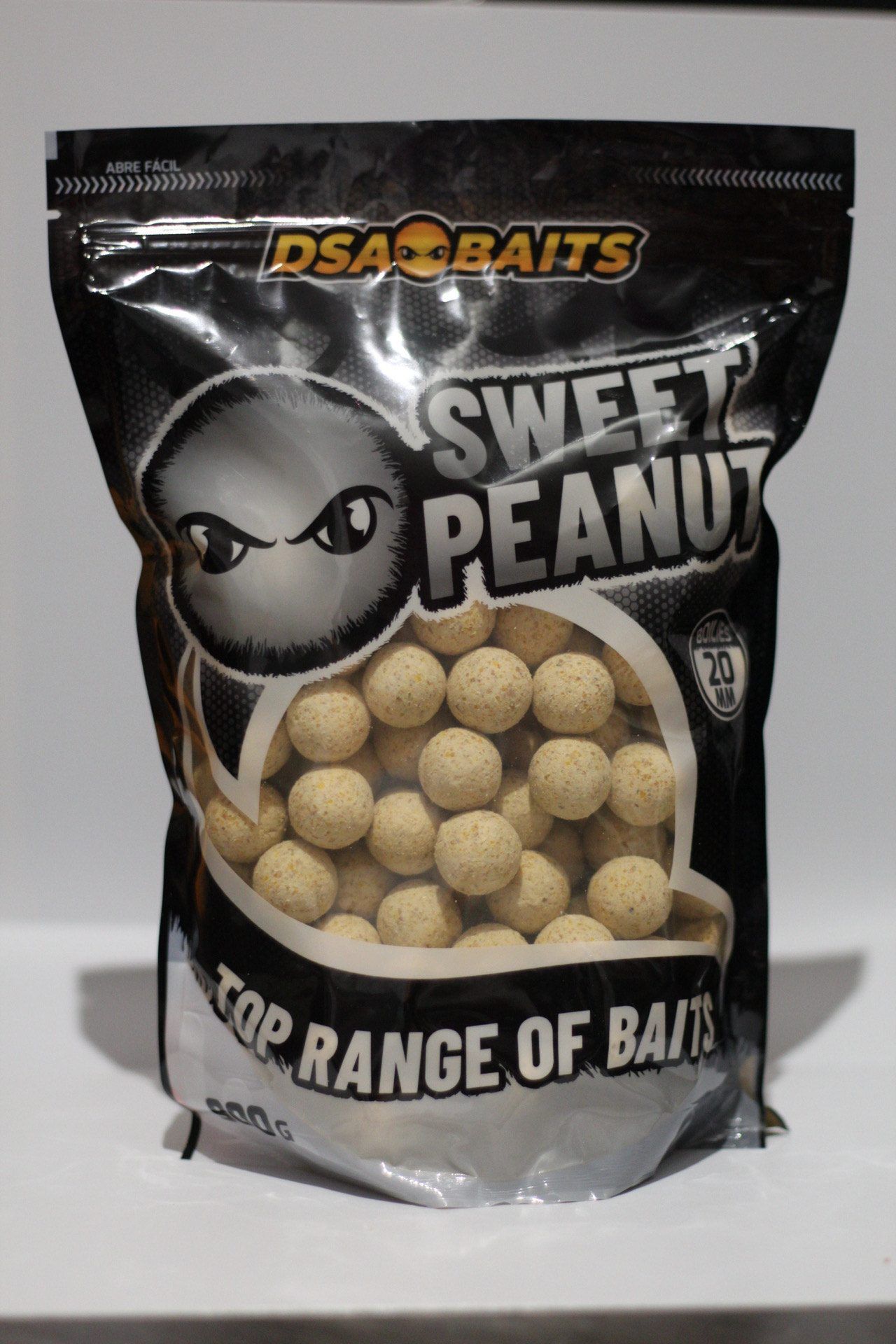 Los DsaBaits Boilies Sweet Peanut 900g perfectos para los pescadores que buscan un cebo natural, visualmente llamativo y con una atracción irresistible.