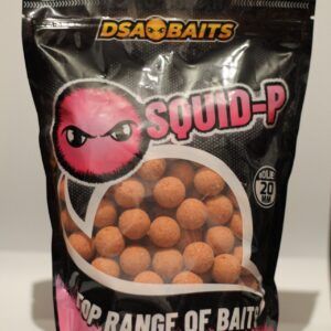 Los DsaBaits Boilies Squid-P 900g una de las fórmulas más equilibradas y efectivas de la gama. Combina ingredientes marinos con un toque dulce frutal.