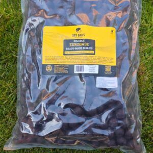 SBS EuroBase Ready-Made Boilies Squid & Octopus & Mulberry Soluble 20mm 3kg