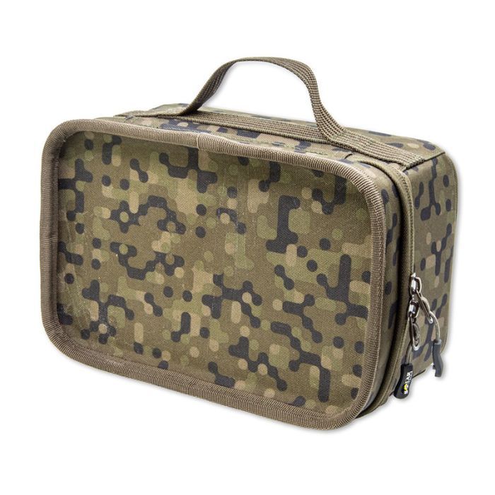 La Solar Tackle SP C-Tech Tackle Station Large representa la evolución definitiva en almacenamiento de aparejos para el pescador que exige rendimiento.