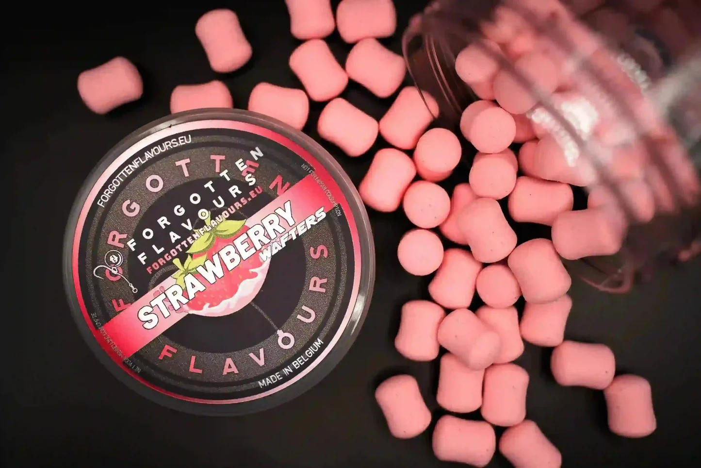 Forgotten Flavours Strawberry wafters 15x12mm(Dumbell)