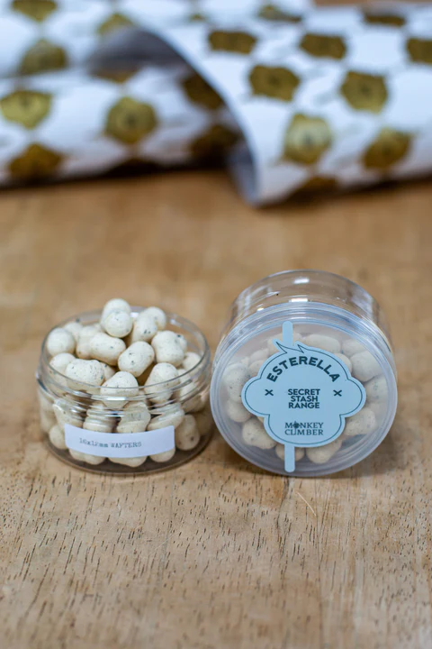 Monkey Climber Esterella wafters Dirty White 16x12mm dumbells