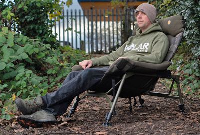 Solar Tackle Worldwide Couch Chair Retail Barcode - Imagen 2