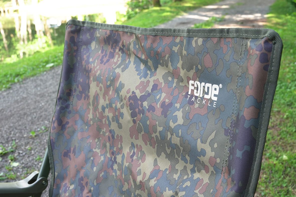 Forge Tackle Tactical Folding Chair FTR Camo - Imagen 4