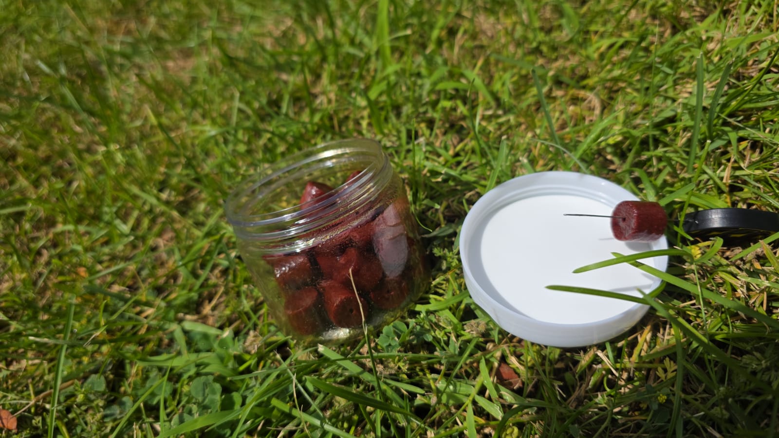 El Rincon del Carpfishing Cebos Pellet Krill Taladrados Rojo 14mm