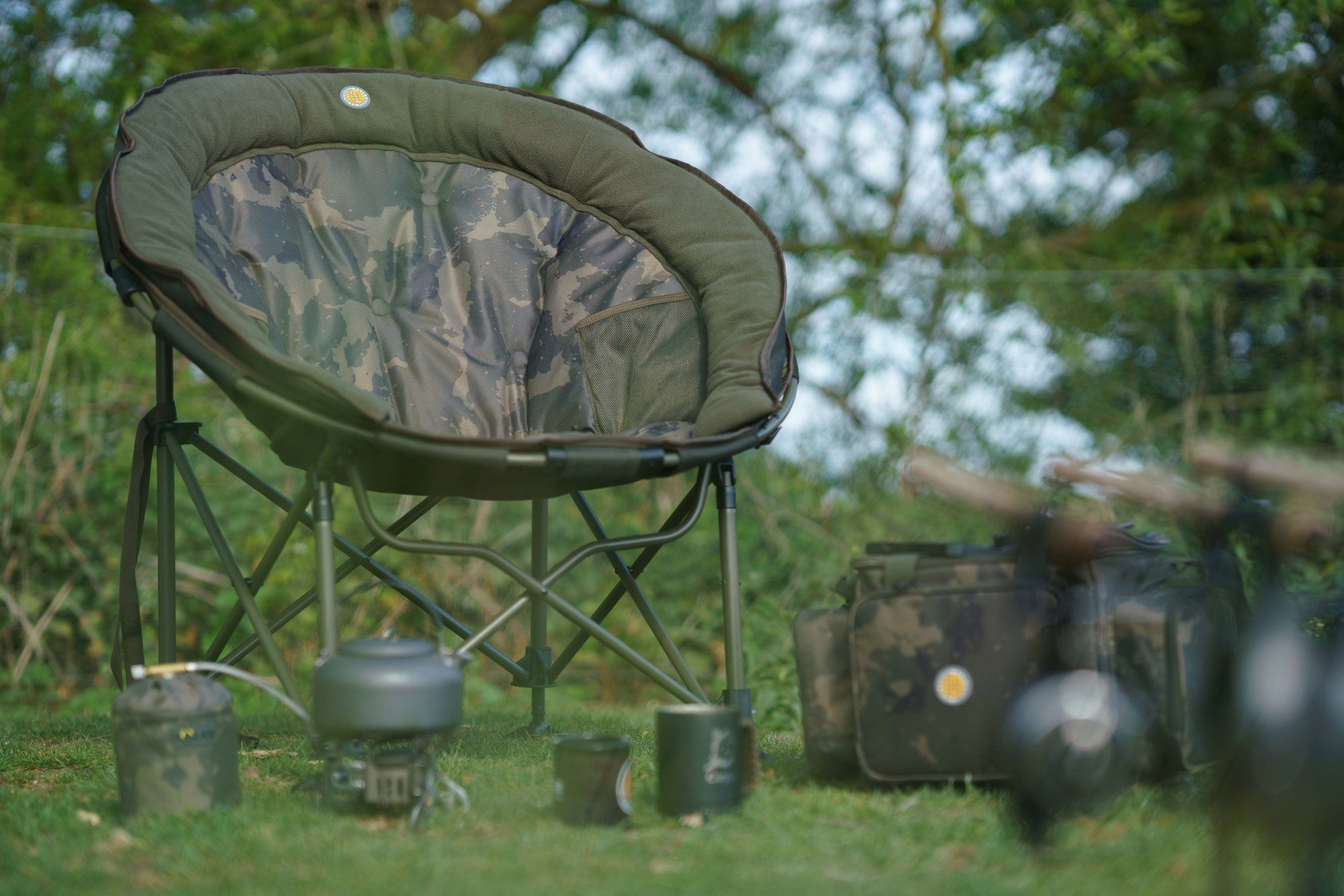 Solar Wolrdwide Moon Chair