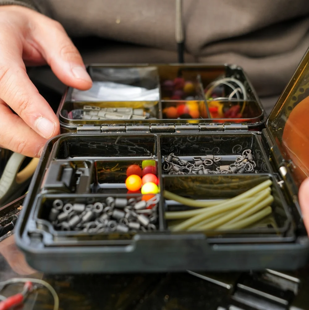 One More Cast Flick The Switch Tackle Accessory Box - Imagen 4
